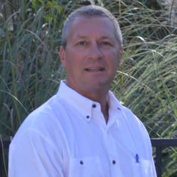Portrait of Mike Ray, Realtor®.